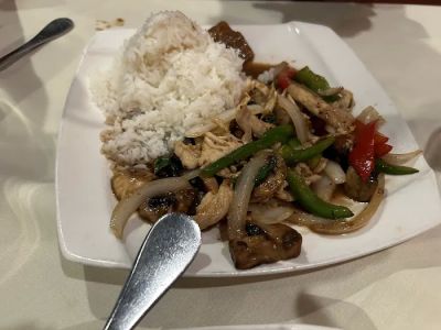 Ricky's Thai 0