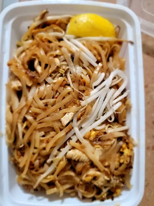 Ricky's Thai 4