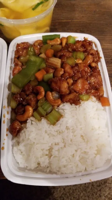 Golden China Chinese Restaurant 3