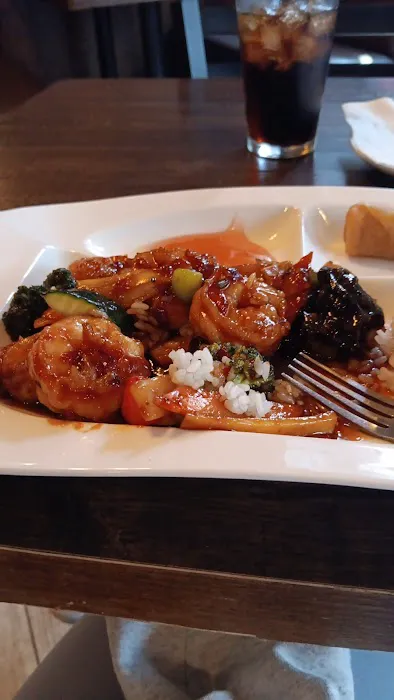Kung Fu Restaurant 6