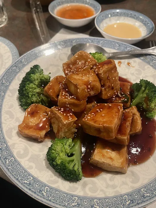 Ming's Restaurant 5