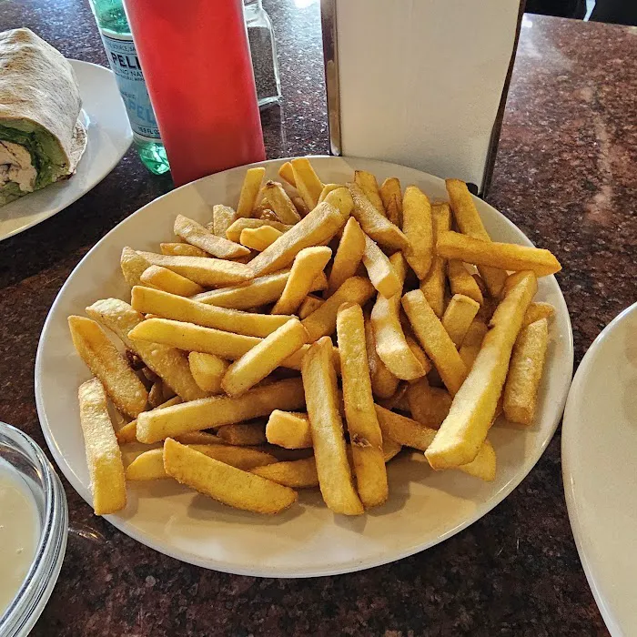 Giuseppe's Ristorante 8