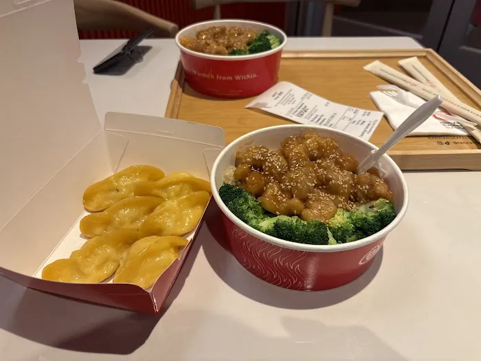 Nan Xiang Express - Montgomery Mall, PA 5