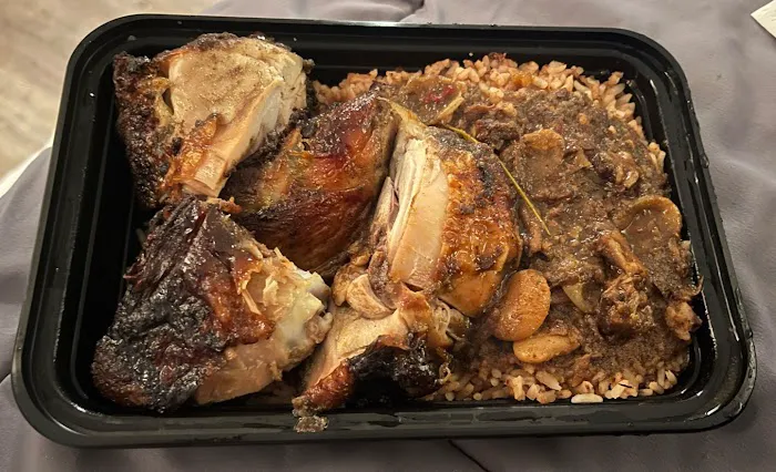 Hot Roostah Restaurant 3