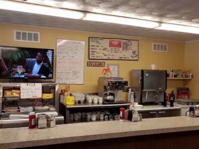 Poppy's Restaurant 0