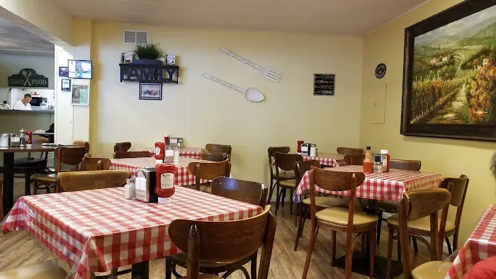 Poppy's Restaurant 6