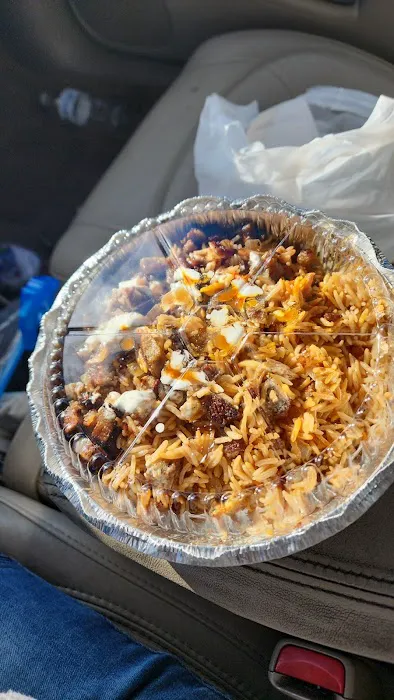 Naz's Halal Food - Patchogue 6