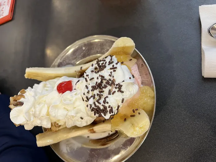 Friendly's 4