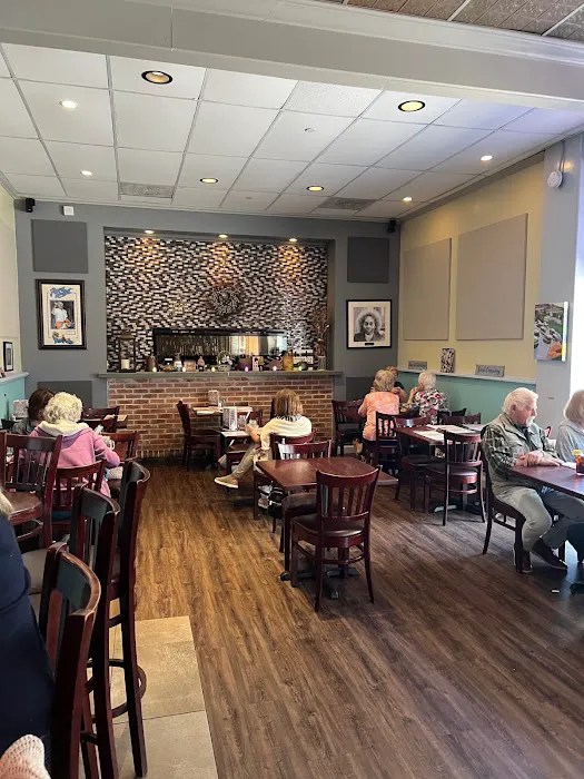 CJ's American Grill 3