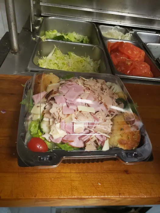 Mannys Pizzeria inc. 3