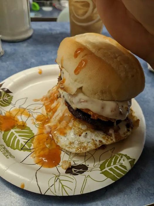 Brunis Breakfast & Burgers 4
