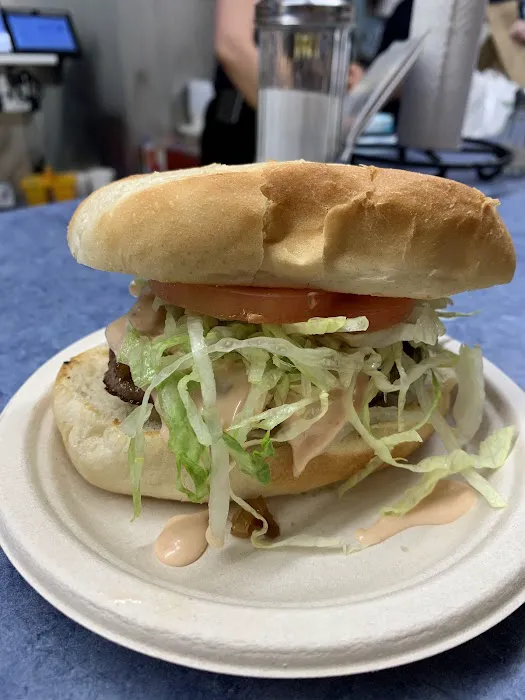 Brunis Breakfast & Burgers 6
