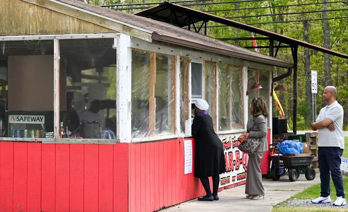 RICKS BACKYARD BBQ &GRILL 3