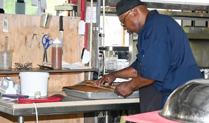 RICKS BACKYARD BBQ &GRILL 2