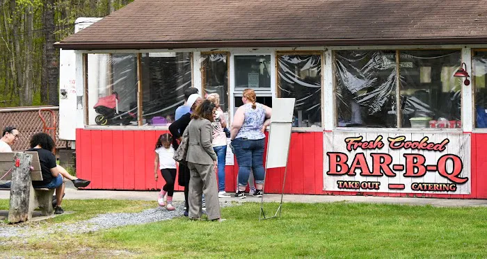 RICKS BACKYARD BBQ &GRILL 4