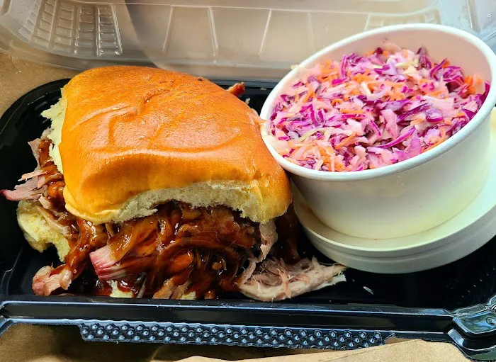 Henri's Hotts Barbeque 7