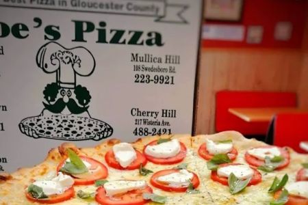 Joe's Pizza