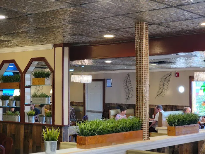 Bridgeton Family Diner 7