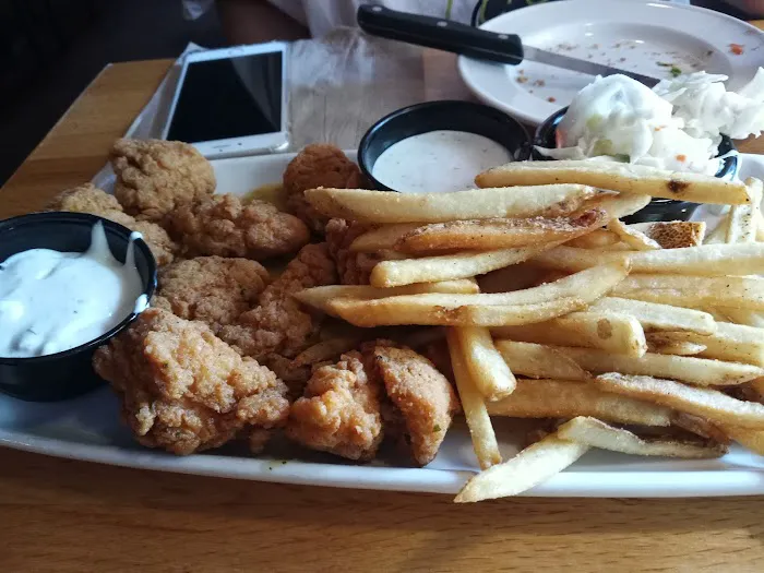 Applebee's Grill + Bar 2