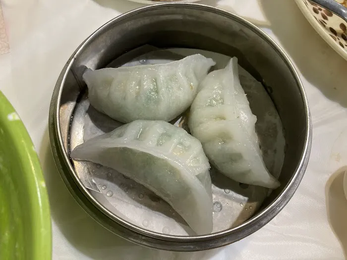 Fine River Dim Sum Restaurant (缘来轩) 2