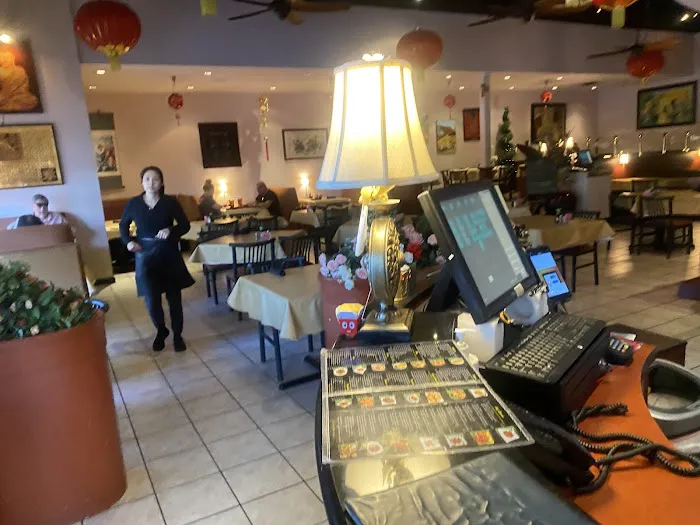 Chang's Chinese Restaurant 3