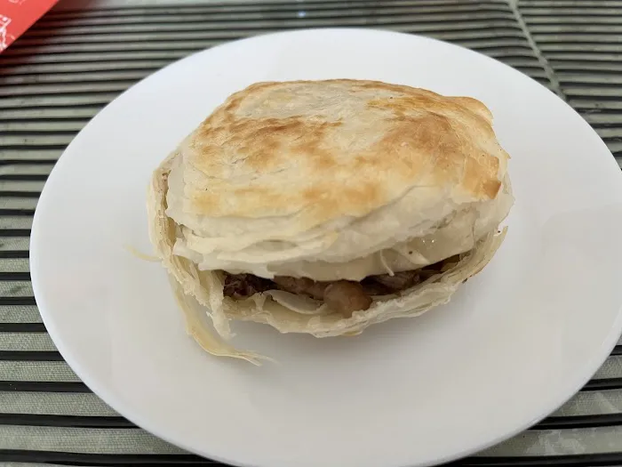 Bingz Crispy Burger Square One 西少爷肉夹馍 1