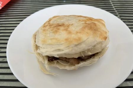Bingz Crispy Burger Square One 西少爷肉夹馍