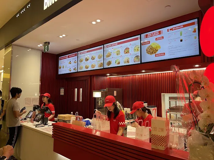 Bingz Crispy Burger Square One 西少爷肉夹馍 10