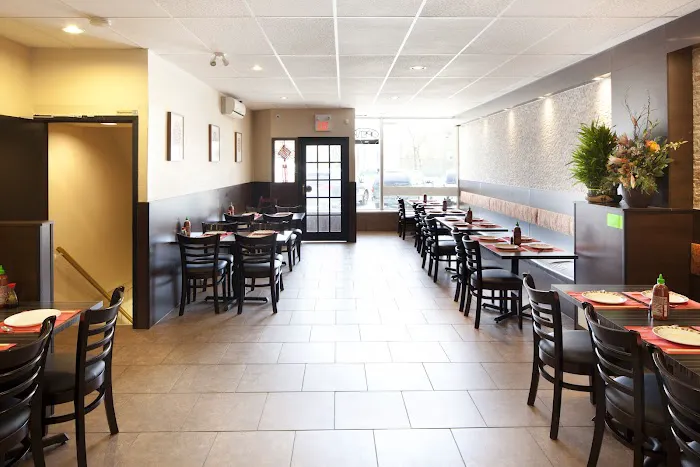 Mai Mai Chinese Restaurant 4