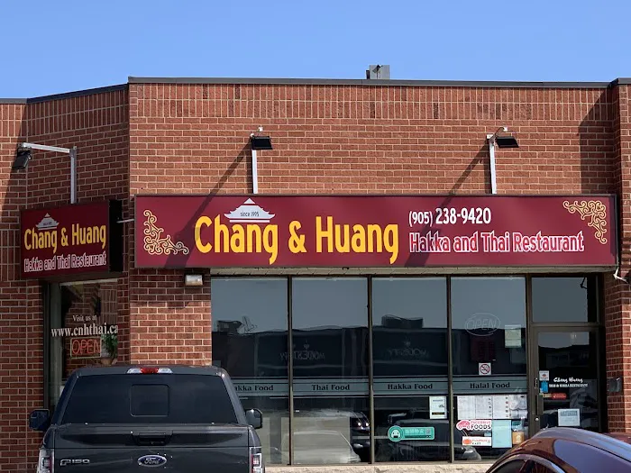 Chang & Huang Thai Restaurant 8