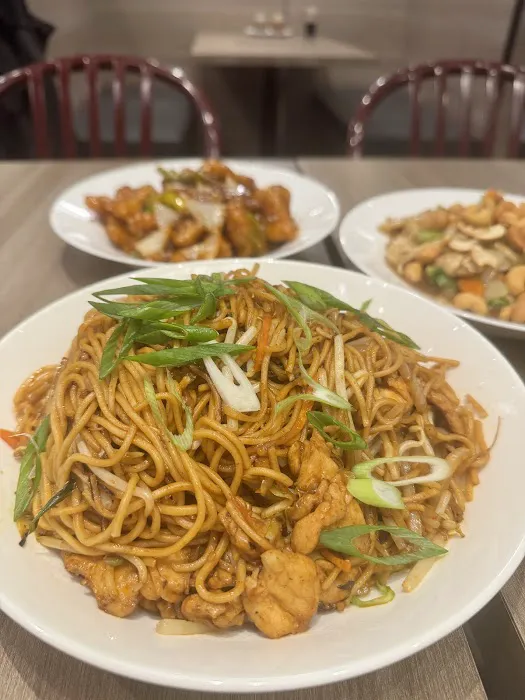 Chang & Huang Thai Restaurant 4