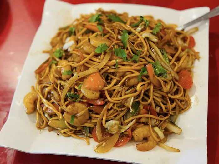 Eddie's Wok N Roll 10