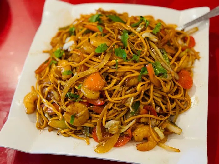 Eddie's Wok N Roll 9