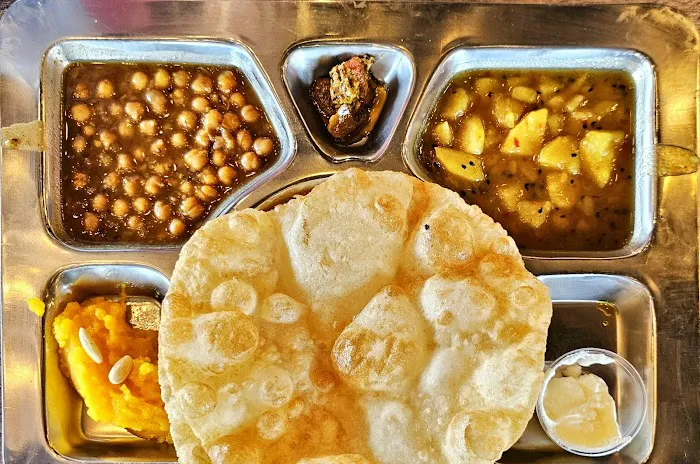Karachi Food Court 4