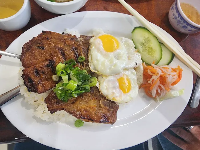 Pho Mi Binh Minh 2