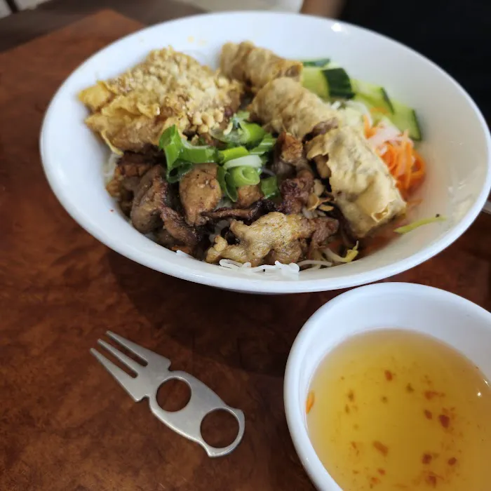 Pho Mi Binh Minh 9