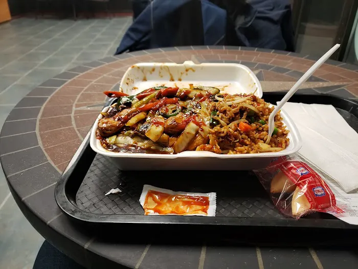 Golden Palace Restaurant 6