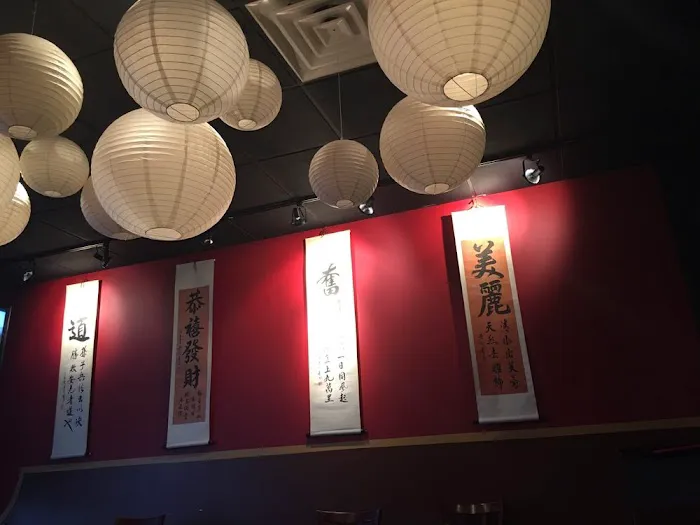Far East Chinese and Thai Food 9