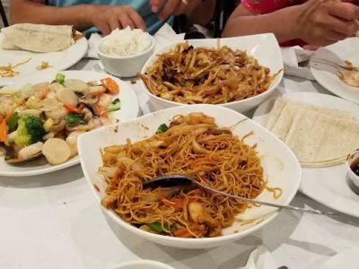 LC'S Asian Kitchen 0