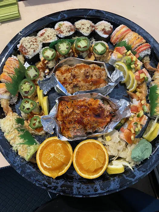So Moon Bowl and Sushi 2