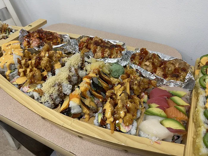 So Moon Bowl and Sushi 8