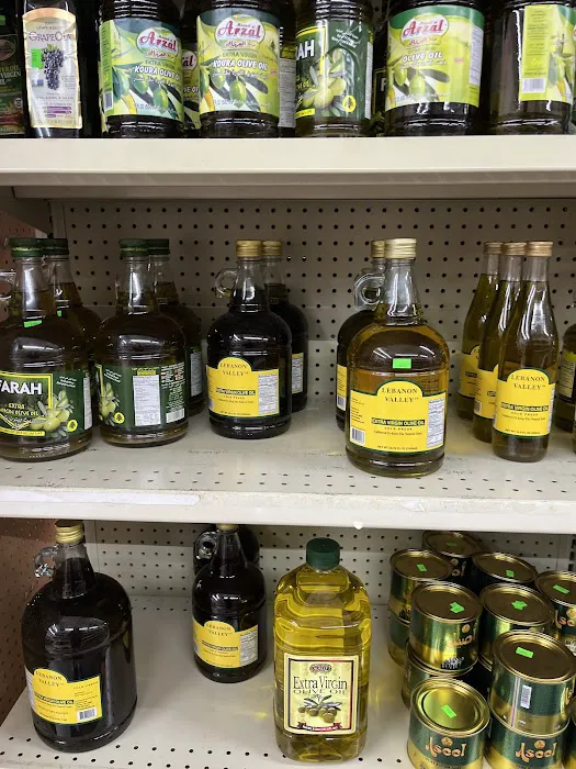 Oak Park Market & 7 Manhattan Restaurant 2