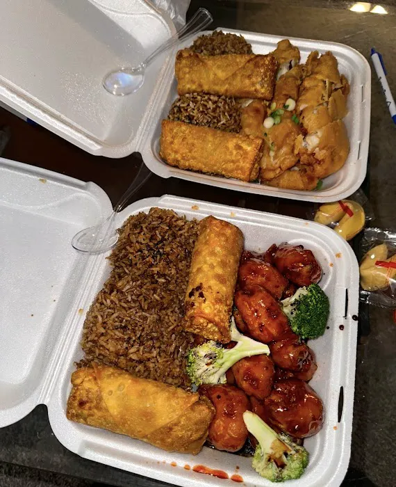 Lims Chinese and Sushi Restaurant 6