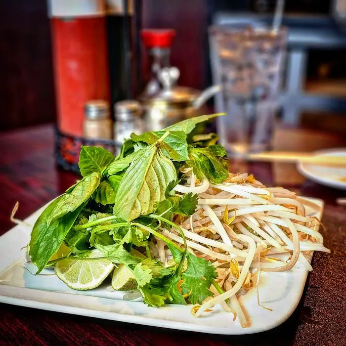What The Phở 2