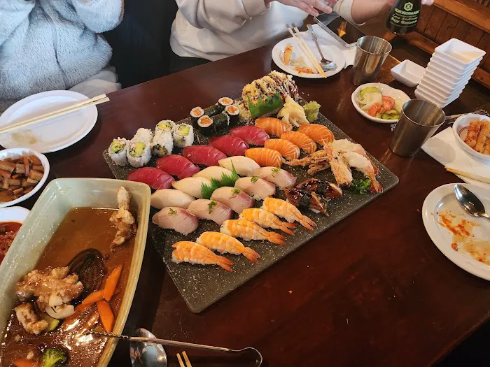 Kabuki Japanese & Korean Restaurant 4