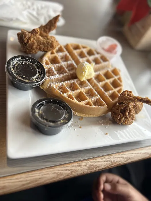 Lillie Mae's Southern Buffet 3