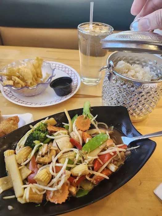 Sukhothai of Dearborn Heights 1