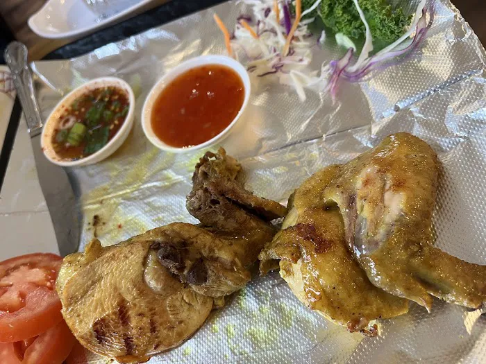 Sukhothai of Dearborn Heights 5