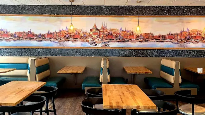 Sukhothai of Dearborn Heights 9
