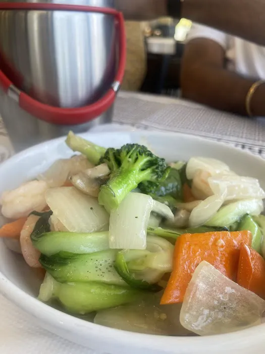 Dragon's Inn Restaurant 4